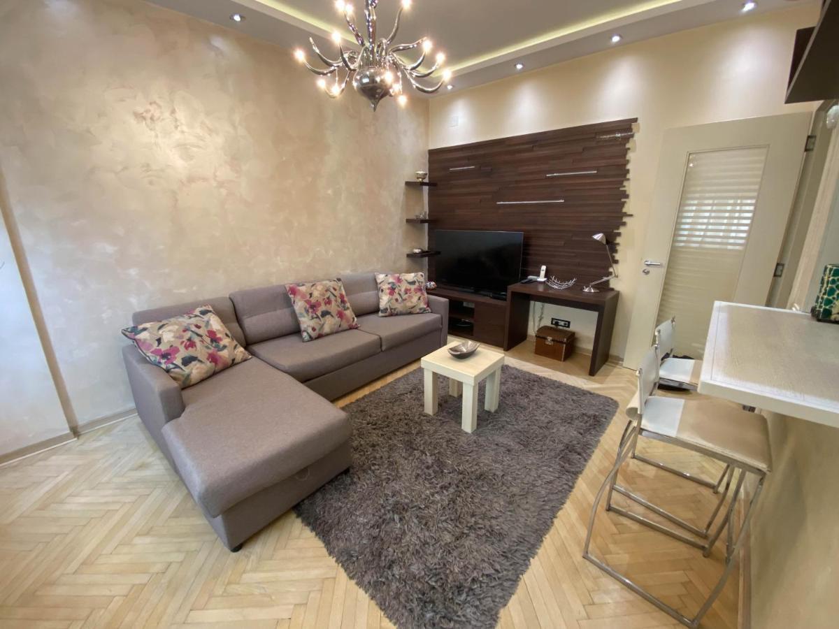 Home Center Apartment Belgrade Exterior photo